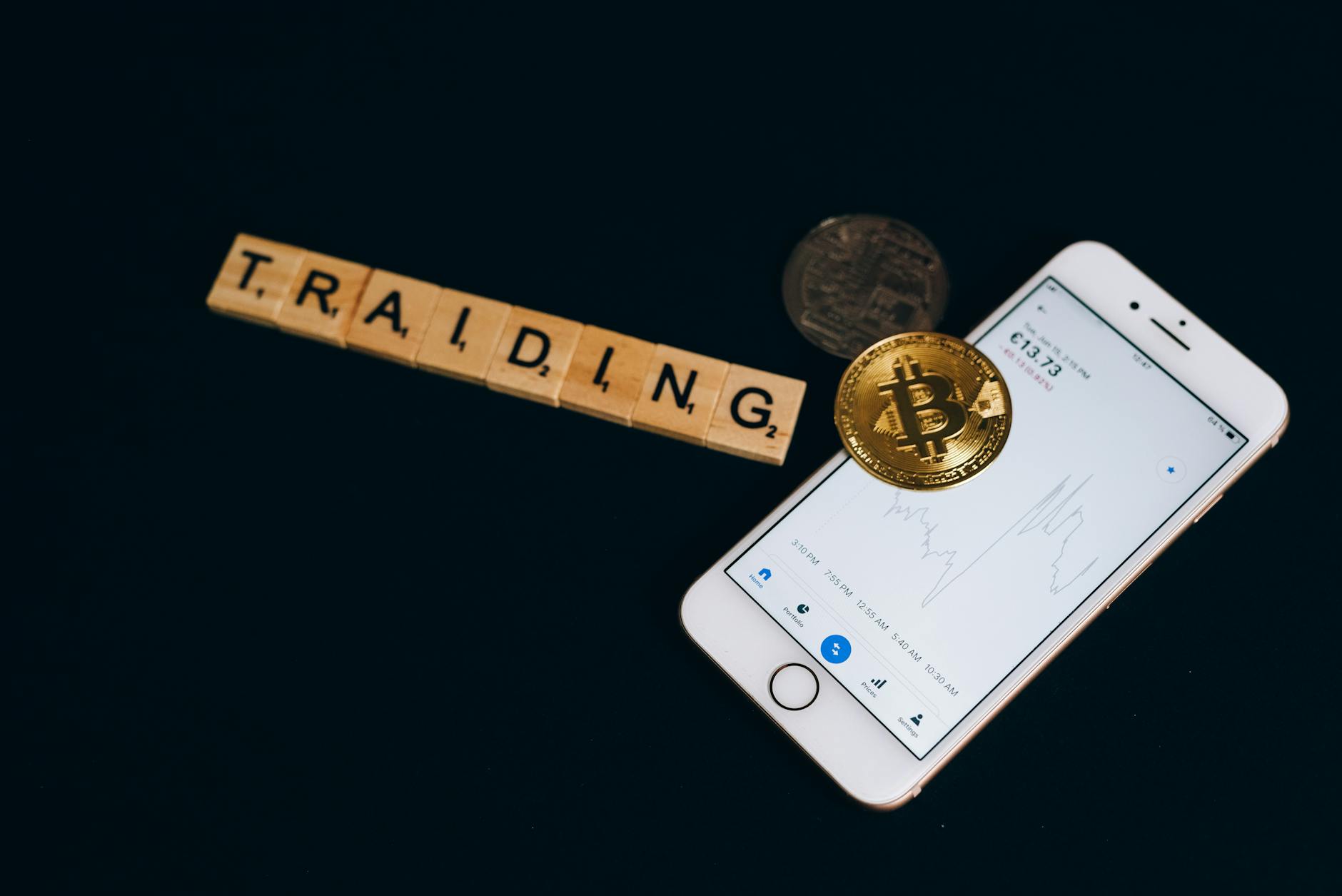 Bitcoin Spot ETF Options Trading Volume Demolishes Gold ETF Options in Historic Market Shift