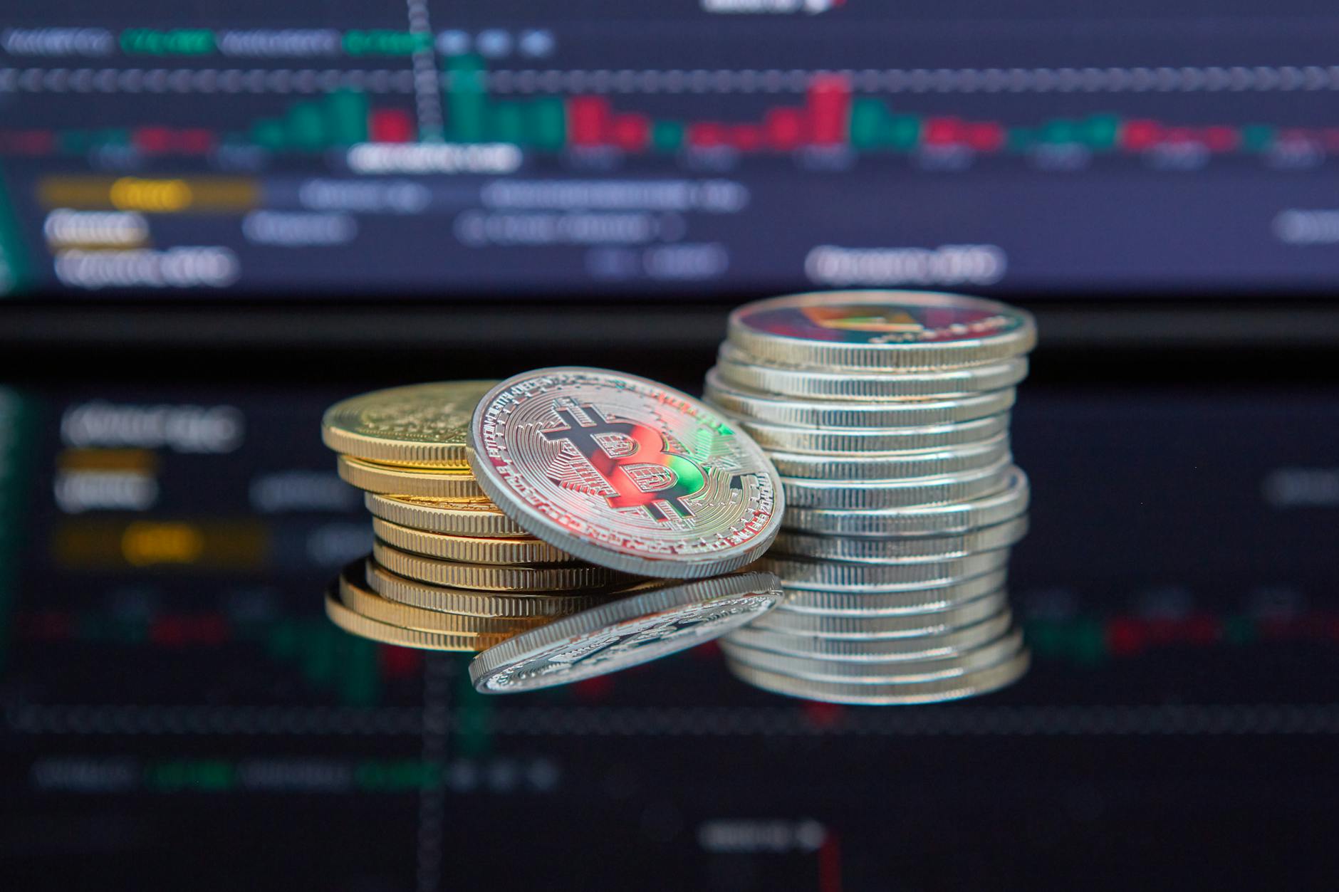 Federal Reserve Rate Cut Signals Trigger Massive 15% Crypto Rally
