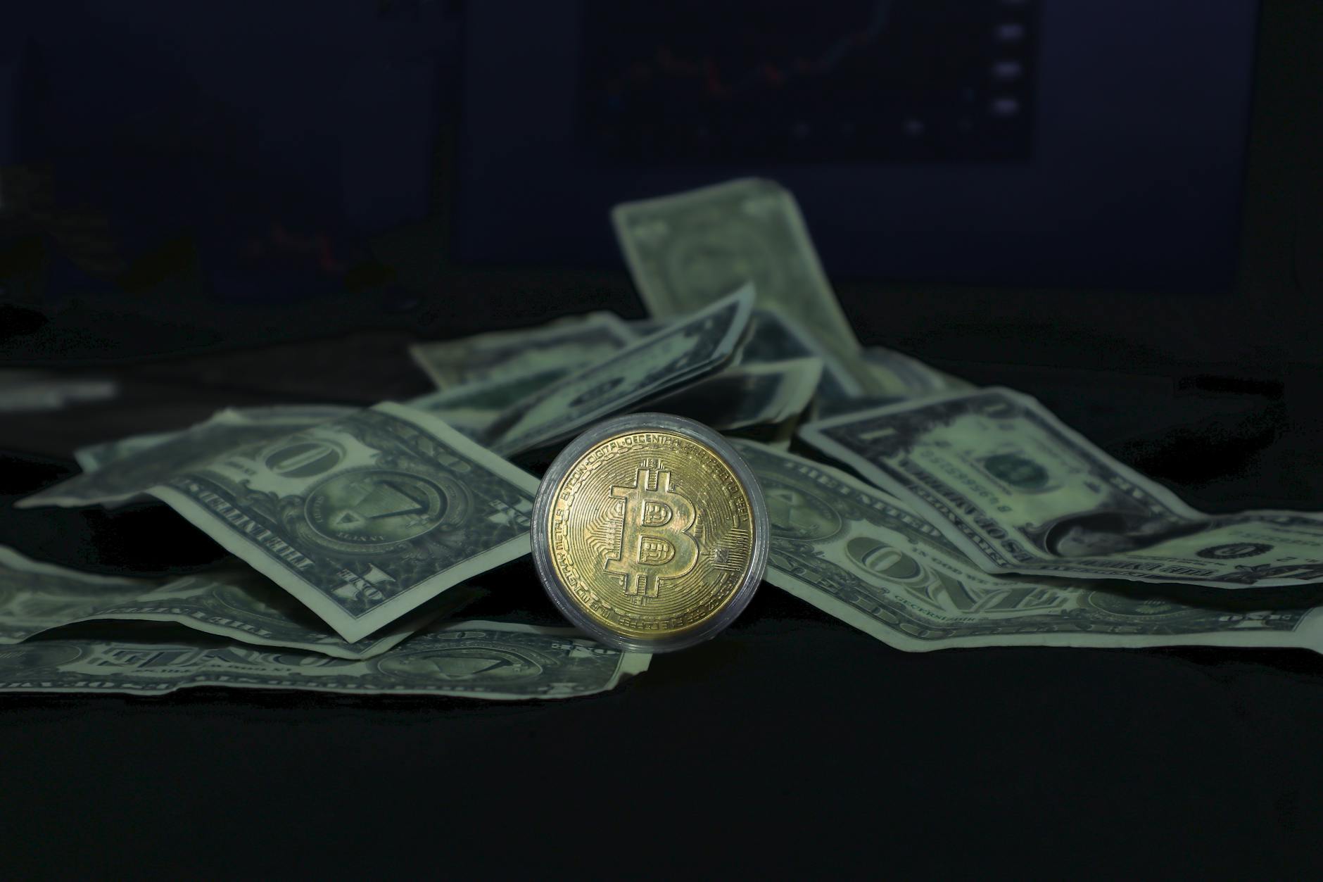 The Digital Money War: How CBDCs and Stablecoins Are Fighting for Financial Supremacy